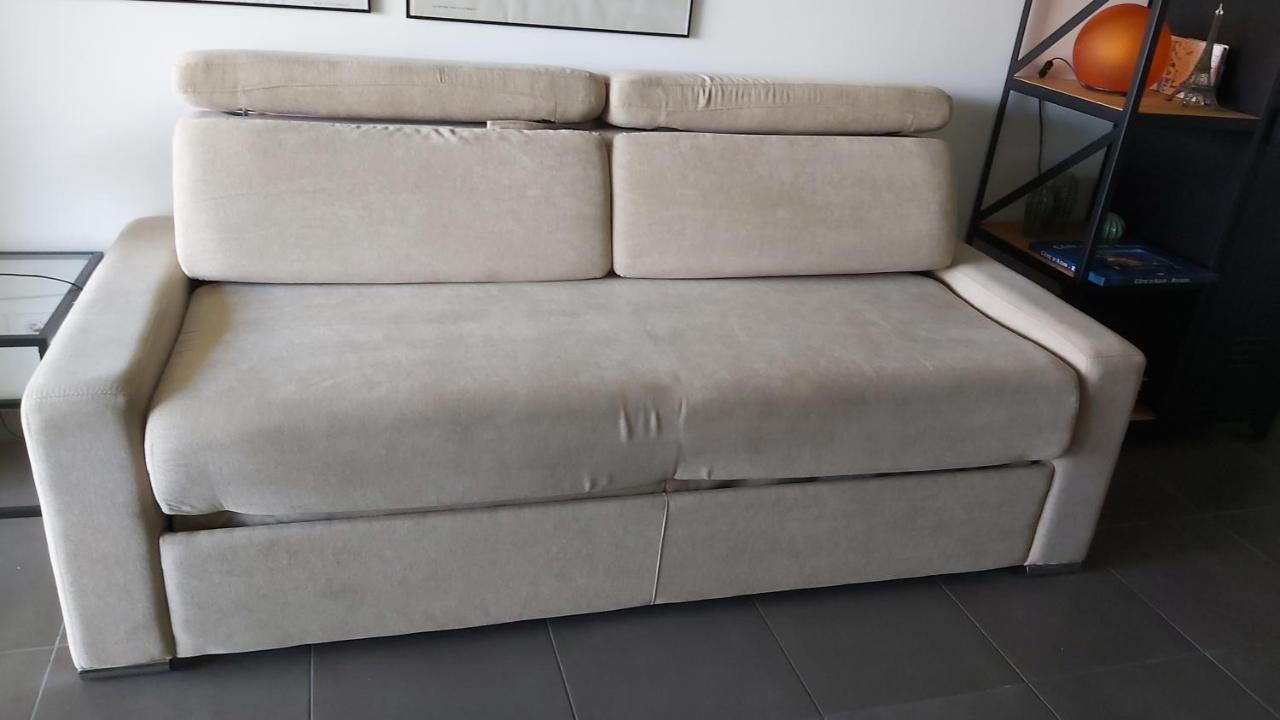 Studio Vista Apartment อองทีบส์ ภายนอก รูปภาพ